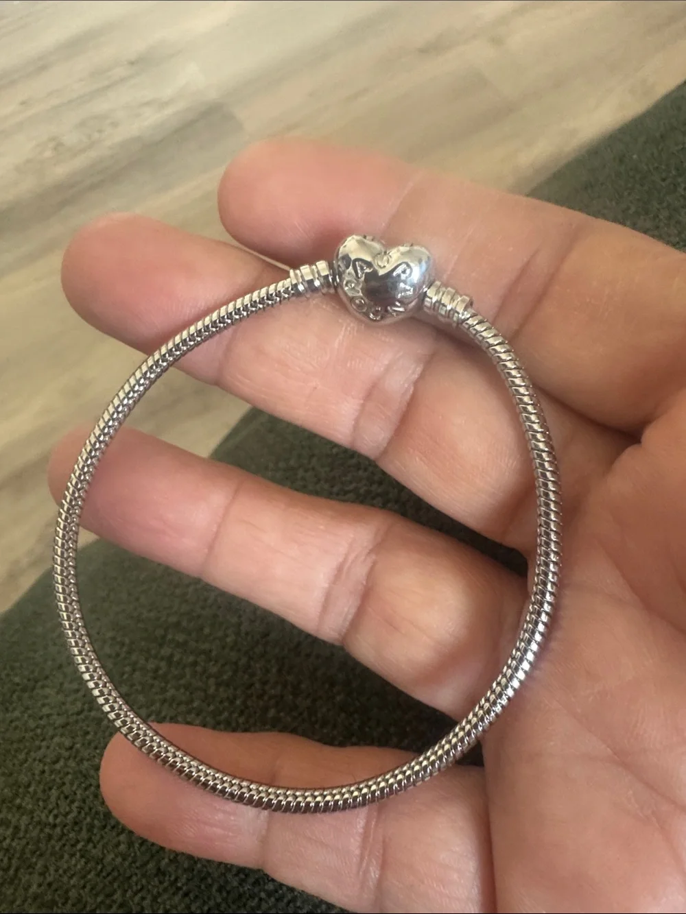 Pandora polished heart